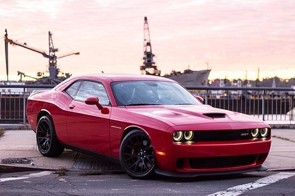 Dodge Challenger SRT Hellcat.  Foto:Auto-Medienportal.Net/Jeff Jablansky